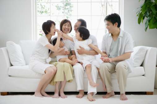 chinese-middle-class-family.jpg