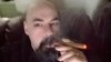vapindacigar.jpg vapindacigar.jpg