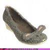 mouse shoes.jpg