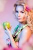 9487061-bible-eva-woman-holding-green-apple[1].jpg