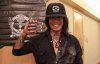 Steve D from Buckcherry.jpg