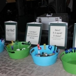 awwww   look how nice that table is set up thanks to TOOKIEDO AND MRS. TOOKIEDO
