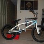 the little kids bike i enjoy so much. old pic though i got a new frame since this one and too lazy to put up a newer pic
