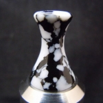 47 blk wh tru stone