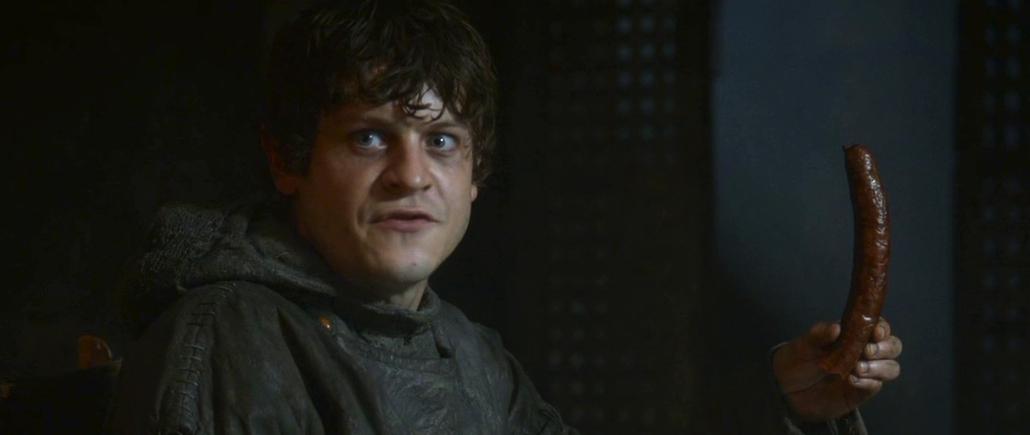 iwan-rheon-ramsay-snow-castration-sauage-copy-png.556325