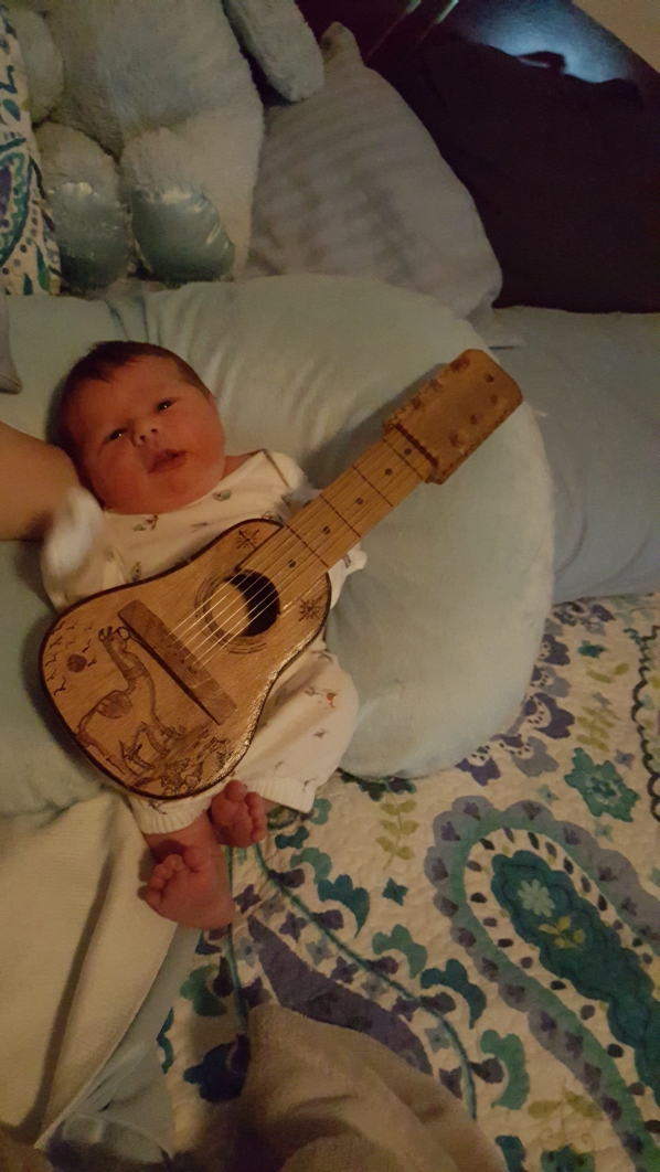 littleman_guitar-jpg.538889