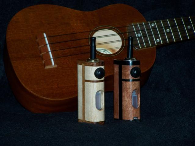 04_Pair_Ukelele_Backdrop.jpg