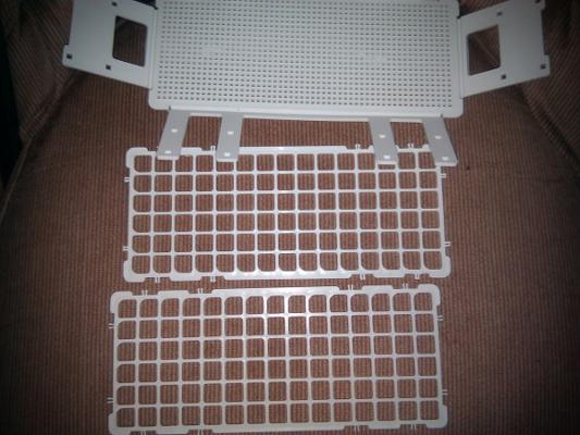 1: Comes as 3 pieces