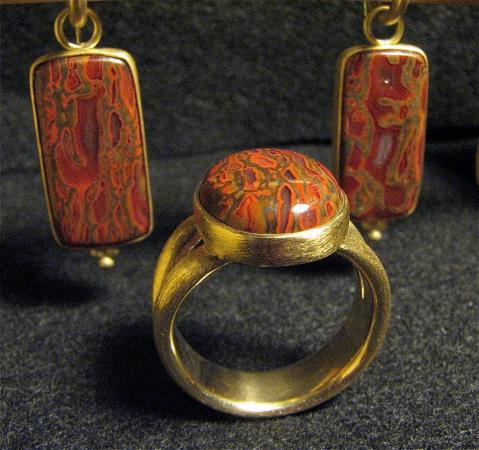 18k gem dino bone set