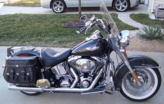 2005 softail deluxe