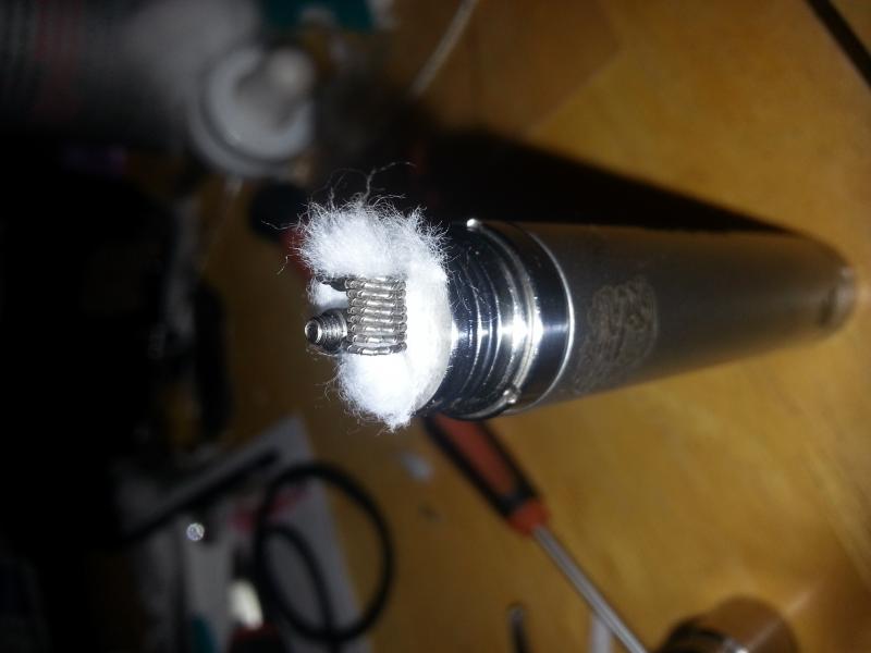 30 gauge Kanthal core, 0.6mm flat ribbon wrapped around. 1.4 ohms. Vicious ant Cyclone rda. Wicked