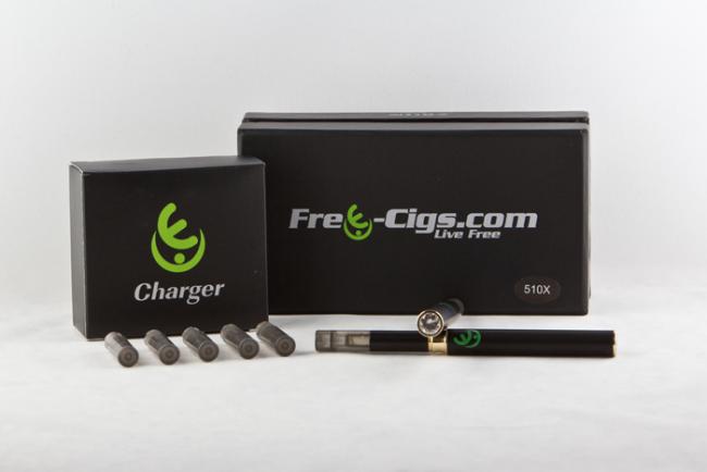 510 X Starter Kit

2 Rechargeable batteries
2 Atomizers
1 Wall Charger
1 USB charger
7 Cartridges
1 User's manual

Length: 126mm
Diameter: 11mm
Battery capacity: 320mAh
Charge time: 2 hours
Battery life (charge & discharge cycle times): more than 300 times