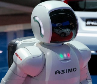8187 asimo with the honda insight
