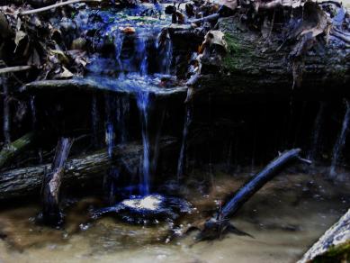 adobe falls