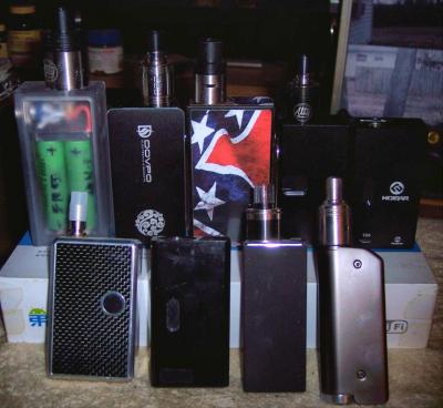 assorted box Mods

Dual Parallel Phimis Mec Box
DovPo GX-200 Dual Parallel semi Mec
Sig100 - Dual Series 
SX300G:IC35Watt
HC-DNA30-V3
Billet Box Cln.
Clpr30
Sig Mini
IPV Mini