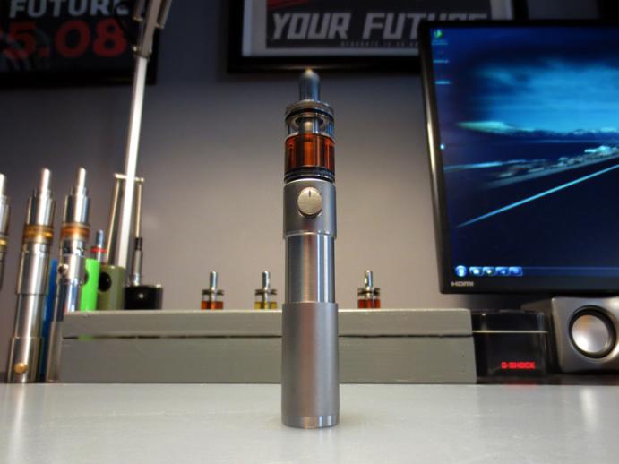 Atmizoo Roller SS-Custom IM/M with an IBTanked 22mm carto tank