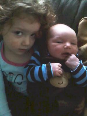 AVA & NOAH