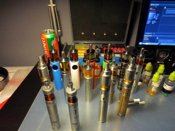 Crazy vapers desk