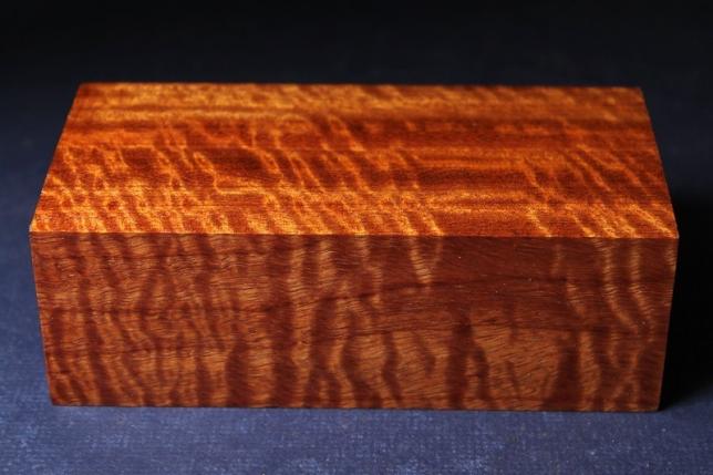 Curly Satinwood3