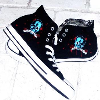 ....... custom chuck taylors