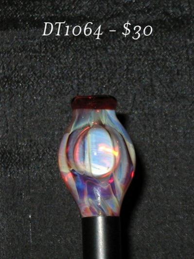 DT1064