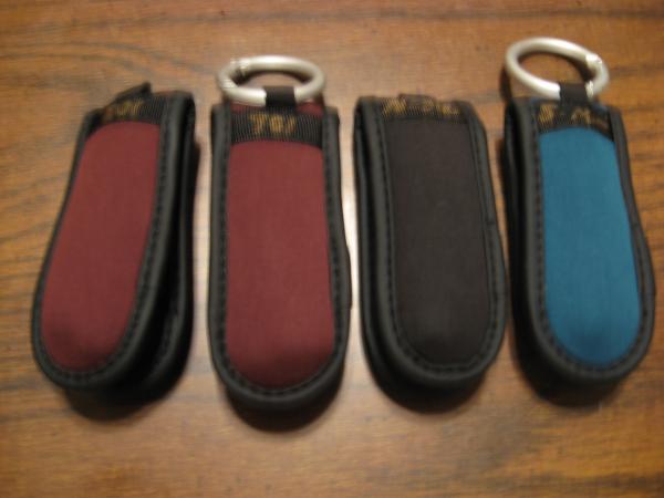 Flash Drive E cig Cases 003Flash Drive case your can pick up at an office supply store make perfect E cig Cases.  

Most are kept in a brief case, one of them in a jacket or vest pocket and one assembled in a shirt pocket.