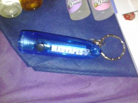 FLASHLIGHT 8D