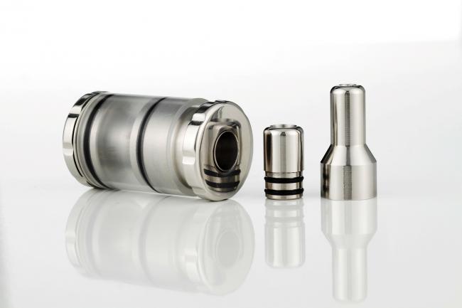 GV Telescopic tank setup for short cartos.We use the STR 10 drip tip to make it longer and put the external drip tip.