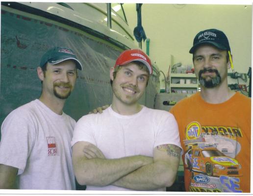 Ive worked with these clowns for almost 15years, im the 1 in da middle