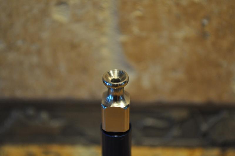 Love how the tips concave to help guide the juice, however a higher VG will still get stuck and you have to blow or pull tip out just a bit.