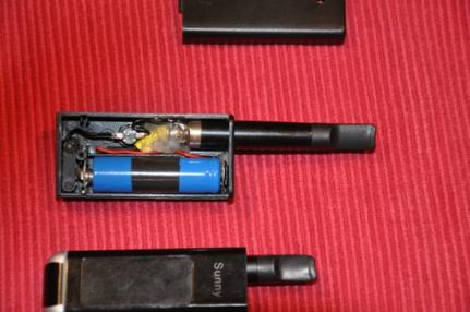open 801 Boxmod with 14500 battery from defect DX cigar