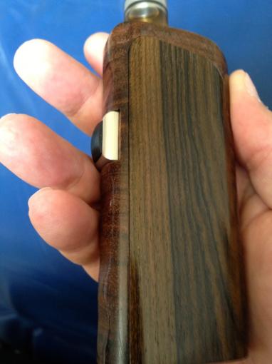 RSM EIR01 forefront
Destroyer East-Indian-Rosewood with Ziricote Panel