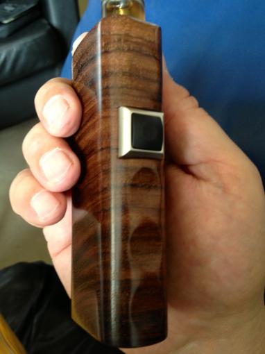 RSM EIR04 switch
Destroyer East-Indian-Rosewood with Ziricote Panel