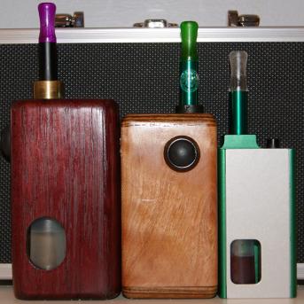 Size comparison:  Woodvil, Hog, Mini