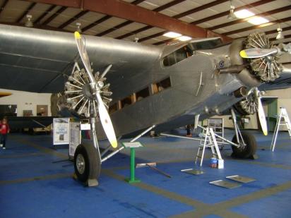 Tri Motor 1