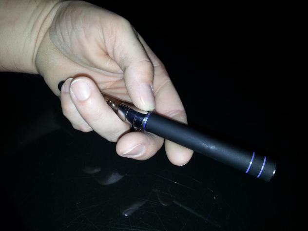 Triple RIng 900 mAh battery.