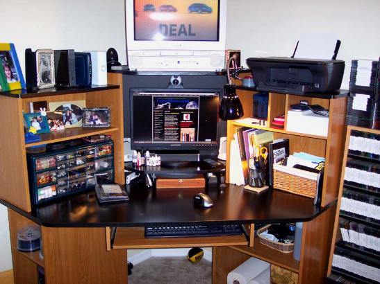 vapormoon contest - desk