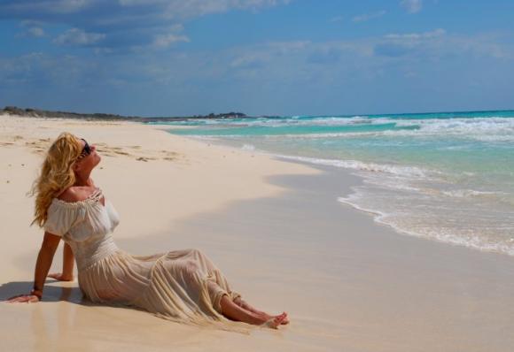 Wifey looking stunning on the beach