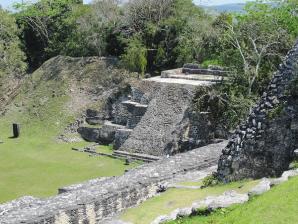 xunantunich belize