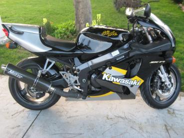 ZX7R
