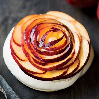 54f65b2182691_-_nectarine-pavlovas-recipe-fw0413-wsqkj8-xl.jpg
