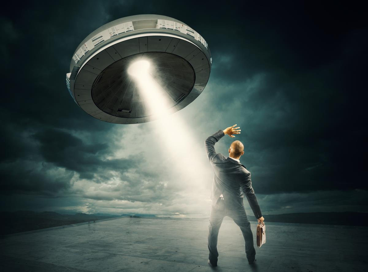 Ufo-Abduction-Aliens.jpg