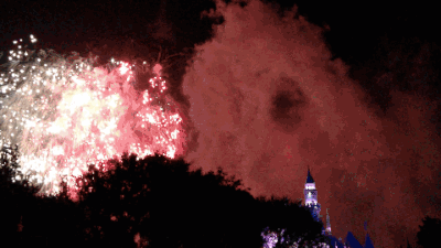 Independence-Day_Fireworks-GIF-3.gif