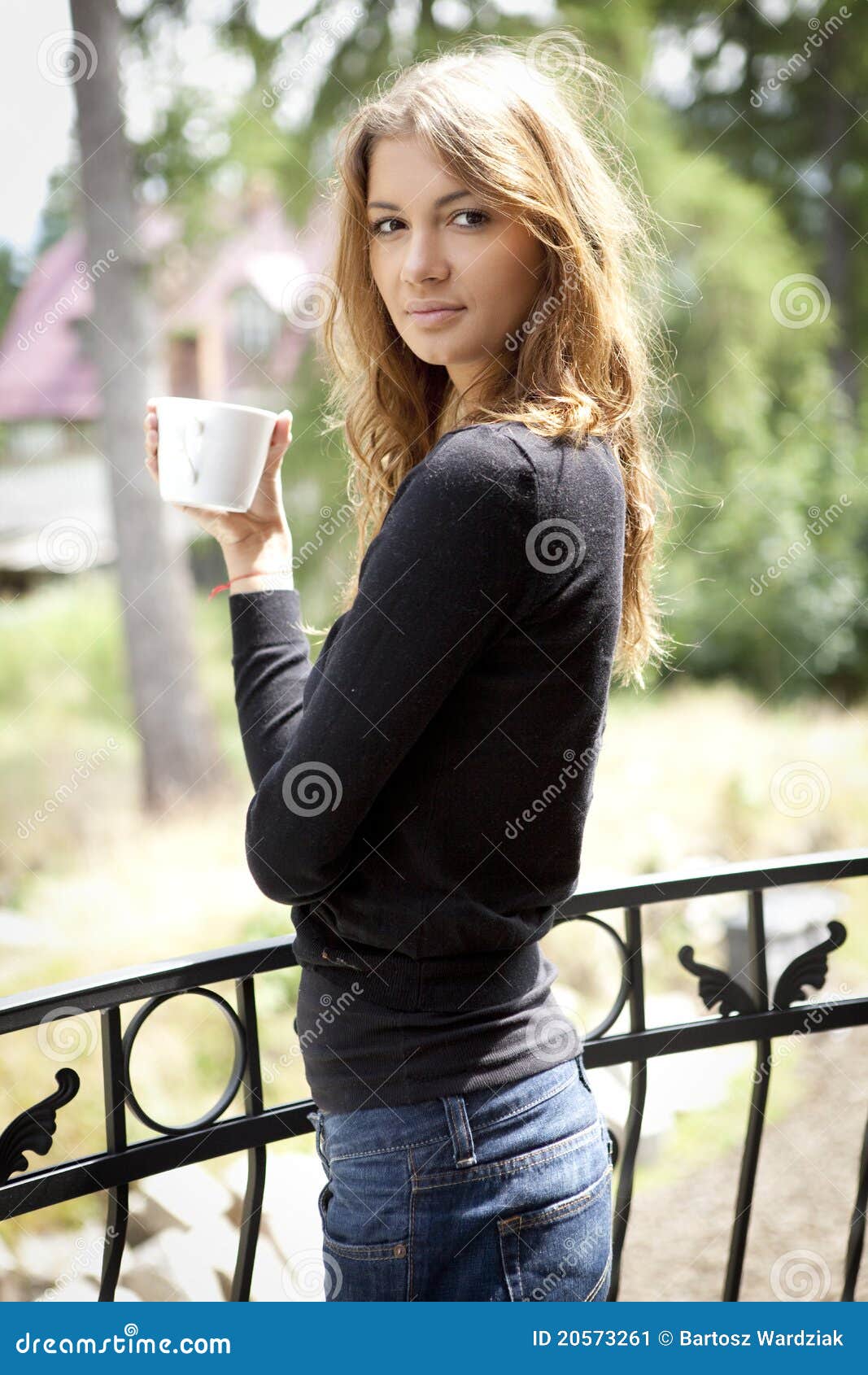 portrait-cute-teenage-girl-cup-coffee-20573261.jpg