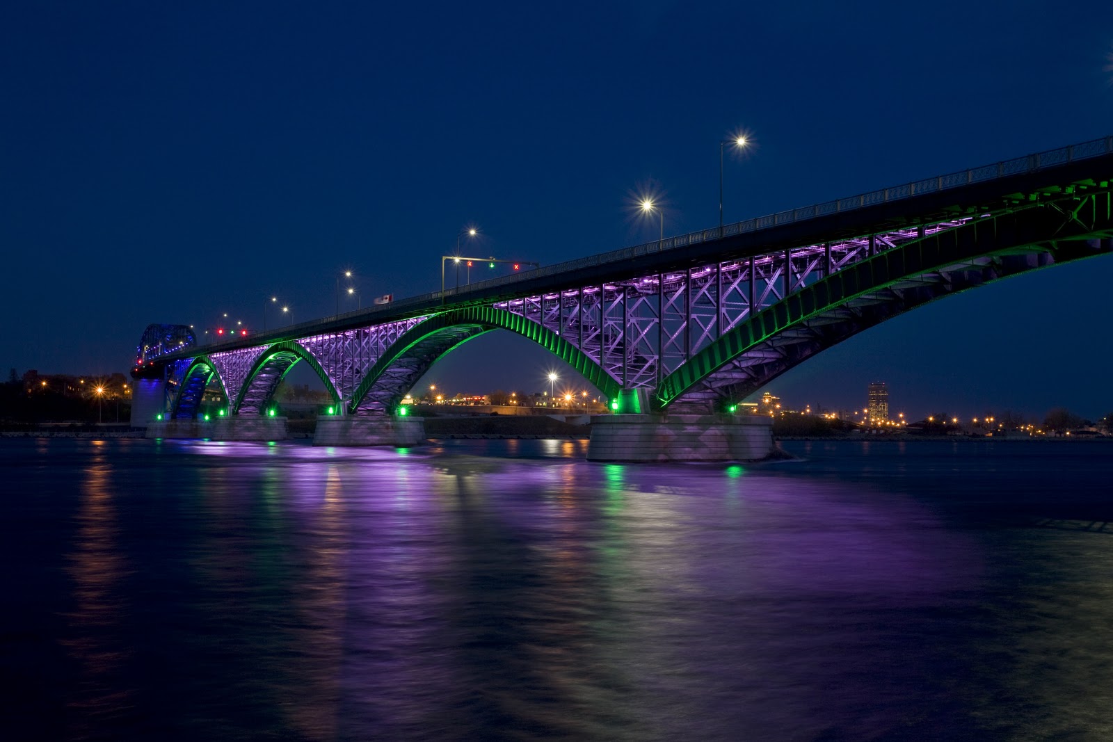 peace_bridge_02.jpg