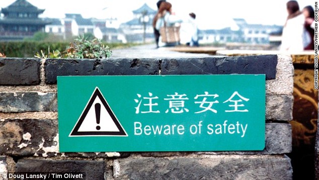 1412598302245_wps_15_Funny_Signs_Travel.jpg