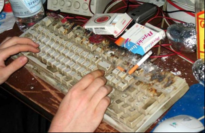 smoking_keyboard_01.jpg