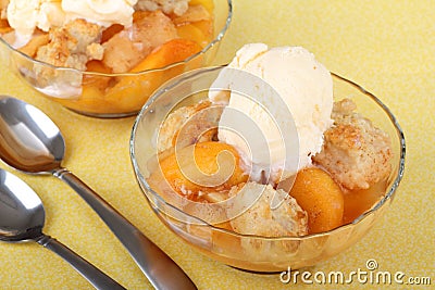 peach-cobbler-dessert-18722069.jpg