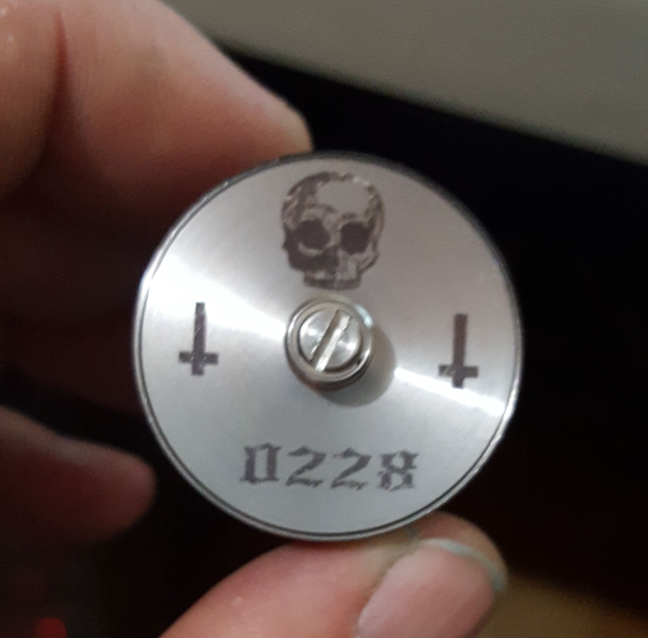 t8ZLBEE.jpg