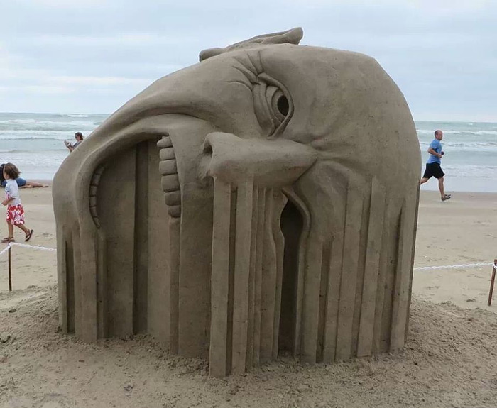 sand-sculpture-head.jpg